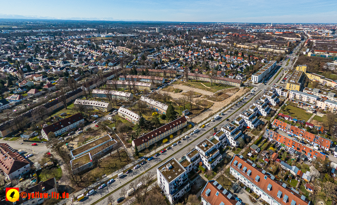 21.03.2023 - Luftbilder von der Baustelle Maikäfersiedlung in Berg am Laim